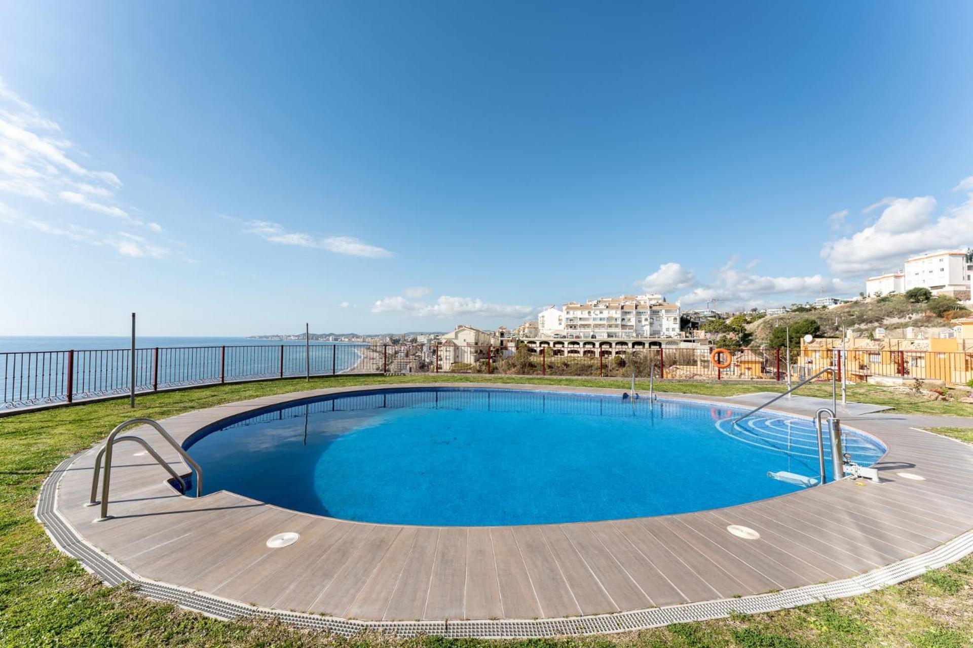 Апартаменты Horizon Del Mar, 2Bd Terrace, Sea View & Pool & Parking Бенальмадена Экстерьер фото